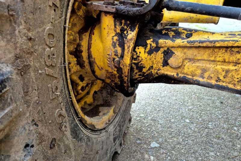 OmecoHub - Immagine KOMATSU WB93R-5